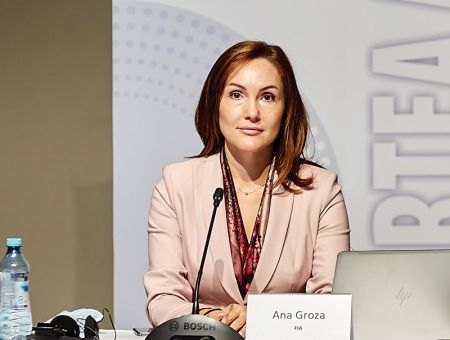 Анна Гроза