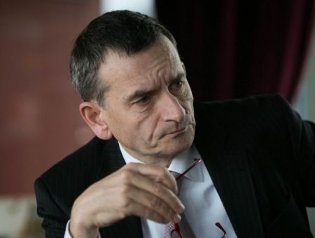 Фолькер ПЕРТЕС 