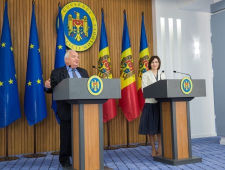 Премьер-министр Майя Санду на встрече с лидером Европейской народной партии (ЕНП) Джозефом Долем