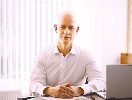 Денис Жоголев, администратор Philip Morris Sales & Marketing SRL Денис Жоголев, администратор Philip Morris Sales & Marketing SRL